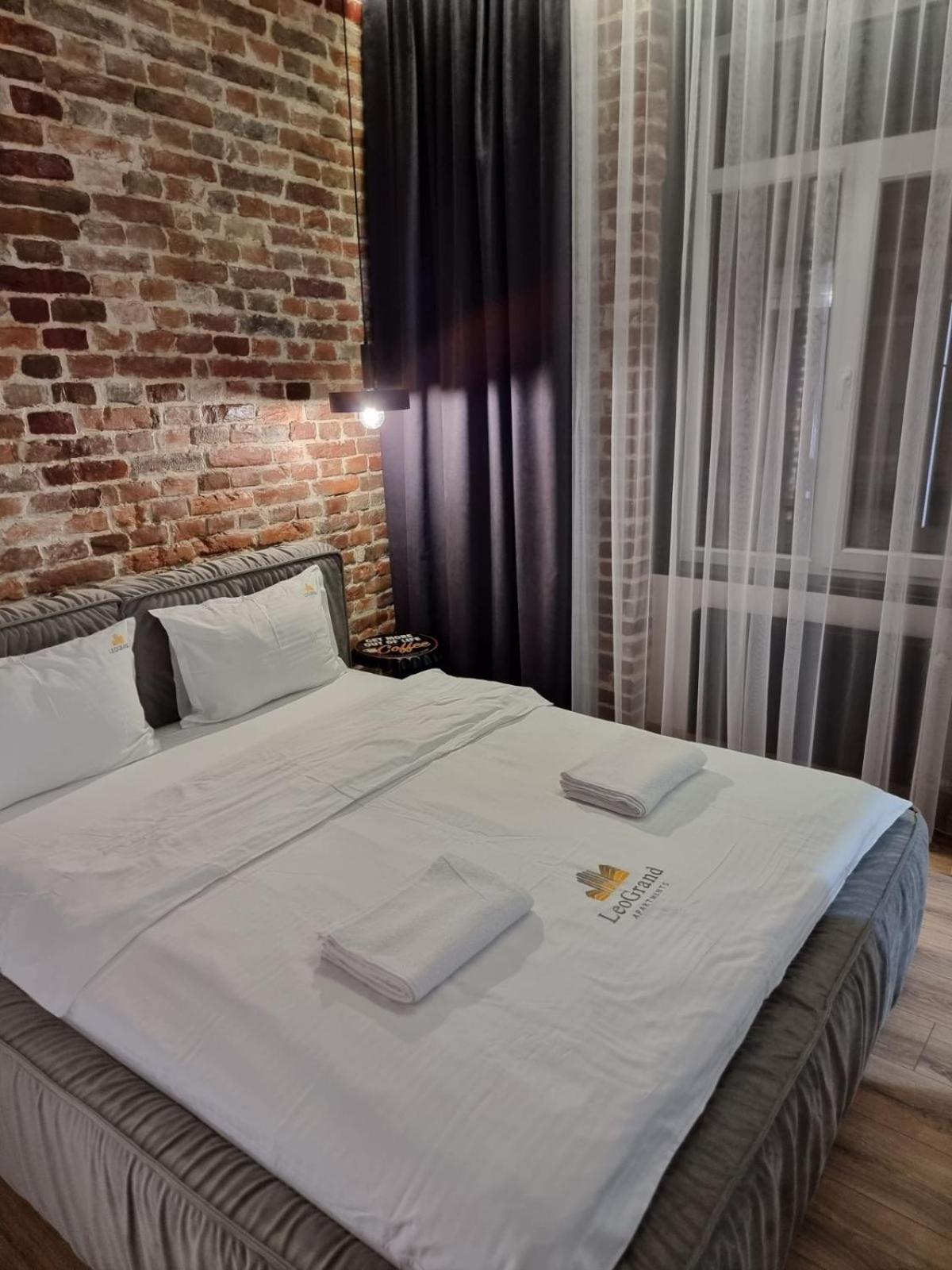 Leogrand Apartments On Krakivska 26 Lviv Buitenkant foto