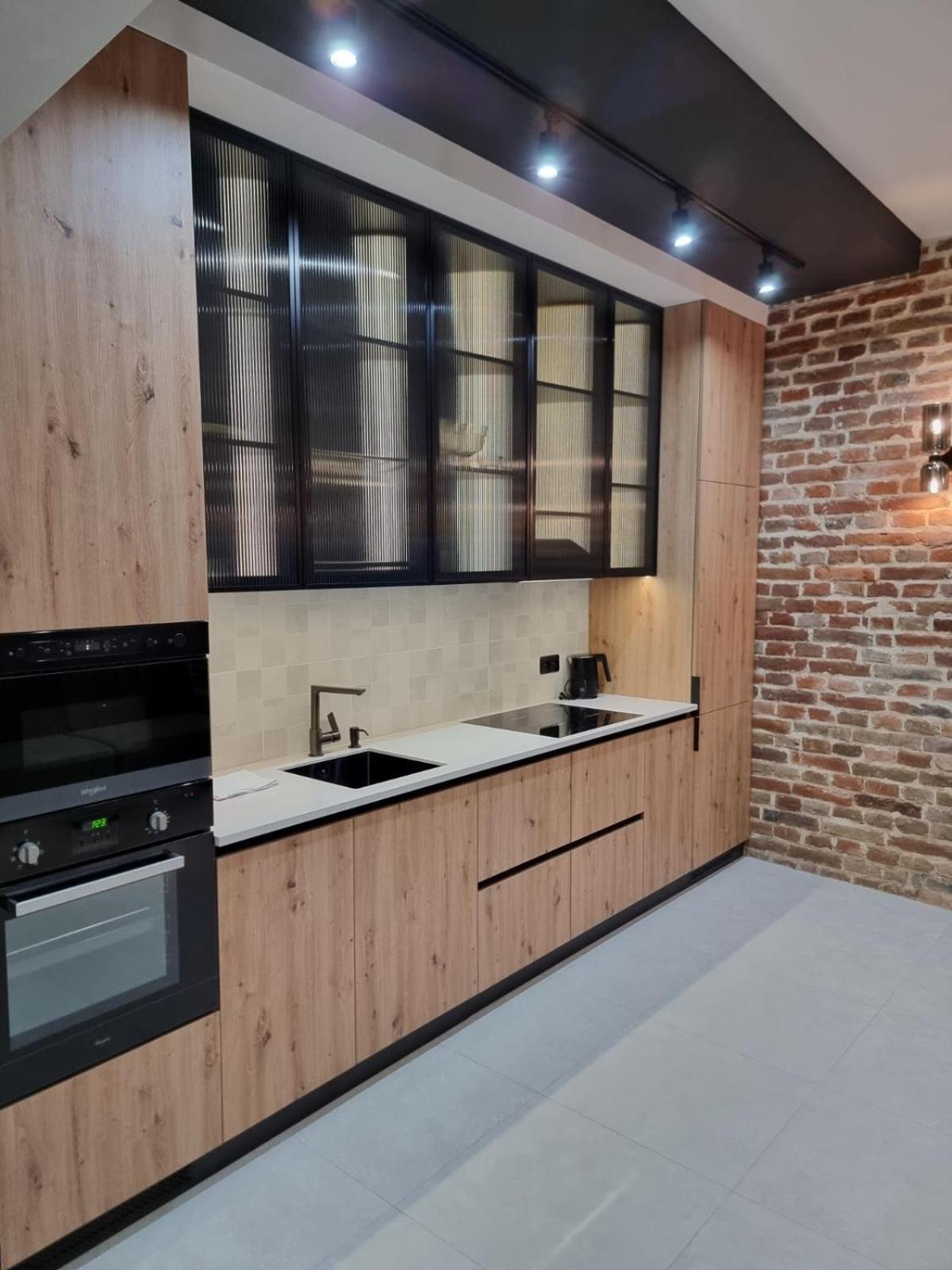 Leogrand Apartments On Krakivska 26 Lviv Buitenkant foto